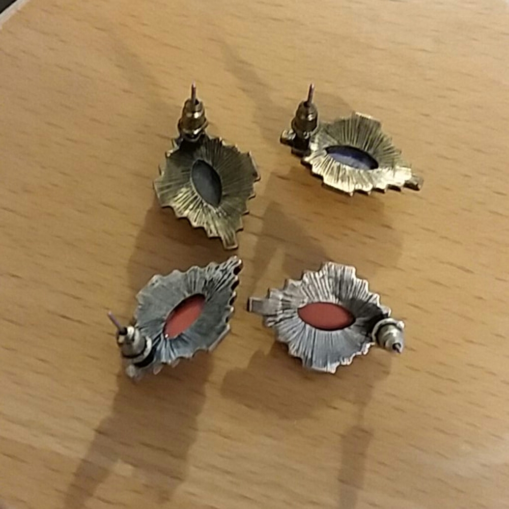 Steve Madden studs - Picture 2 of 2